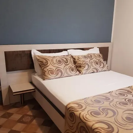 Mar-mari's Guest house